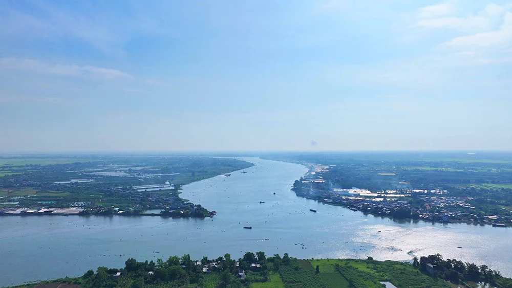 Khúc sông Vàm Nao